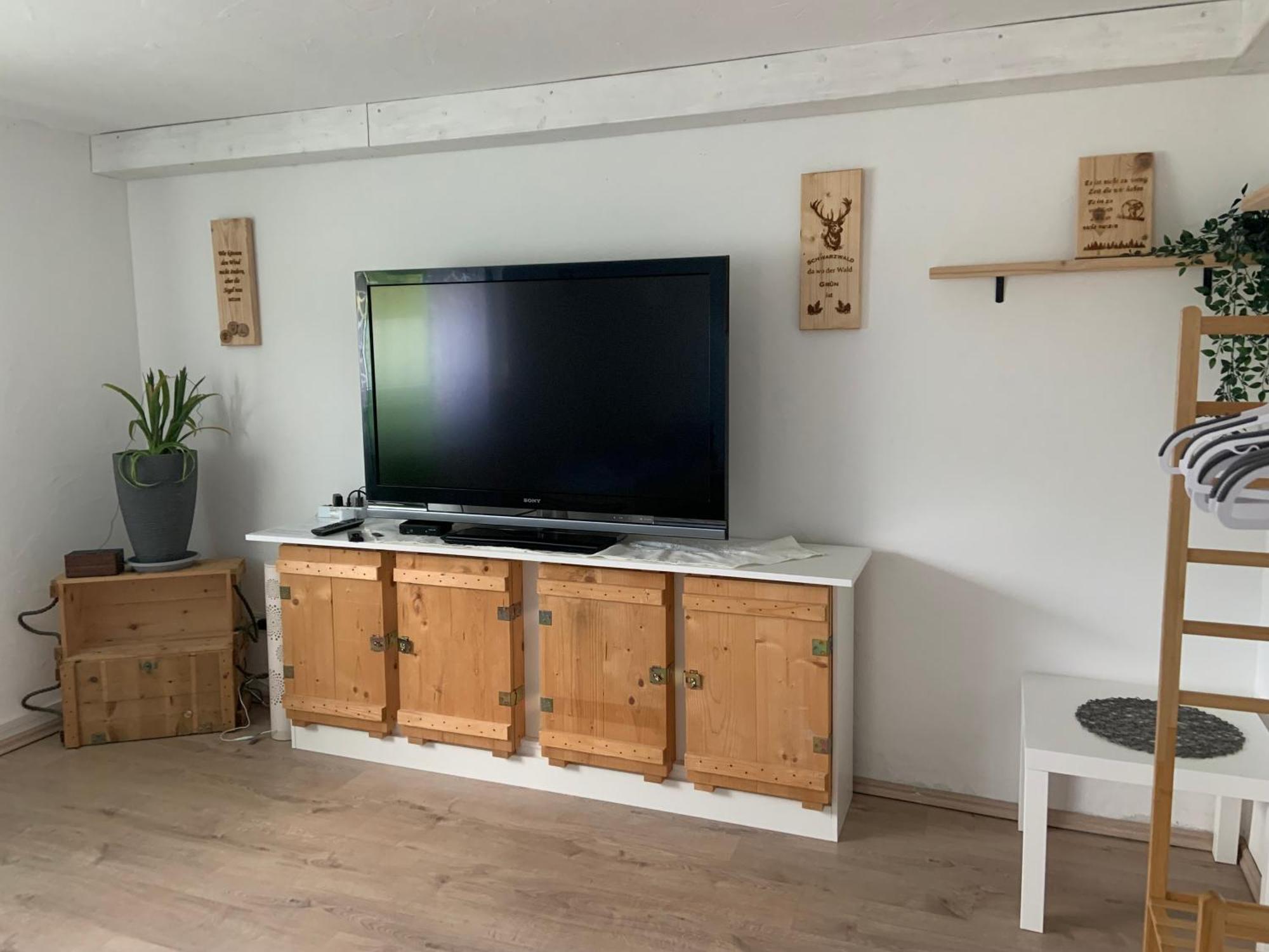 Schoene Moderne & Rustikale Einliegerwohnung Mit Kueche Schramberg Kültér fotó